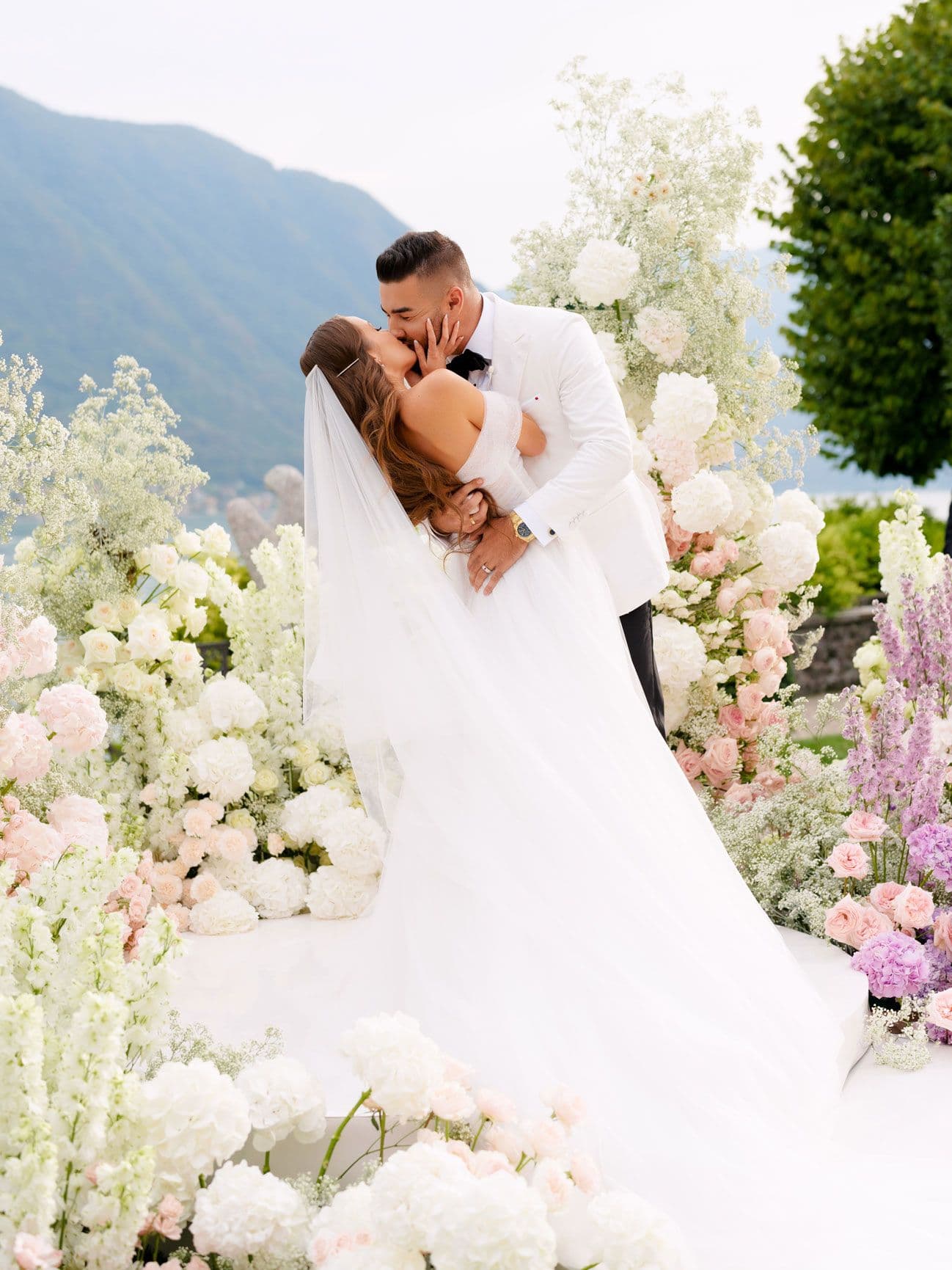 Iulia Chris Lake Como wedding photographer