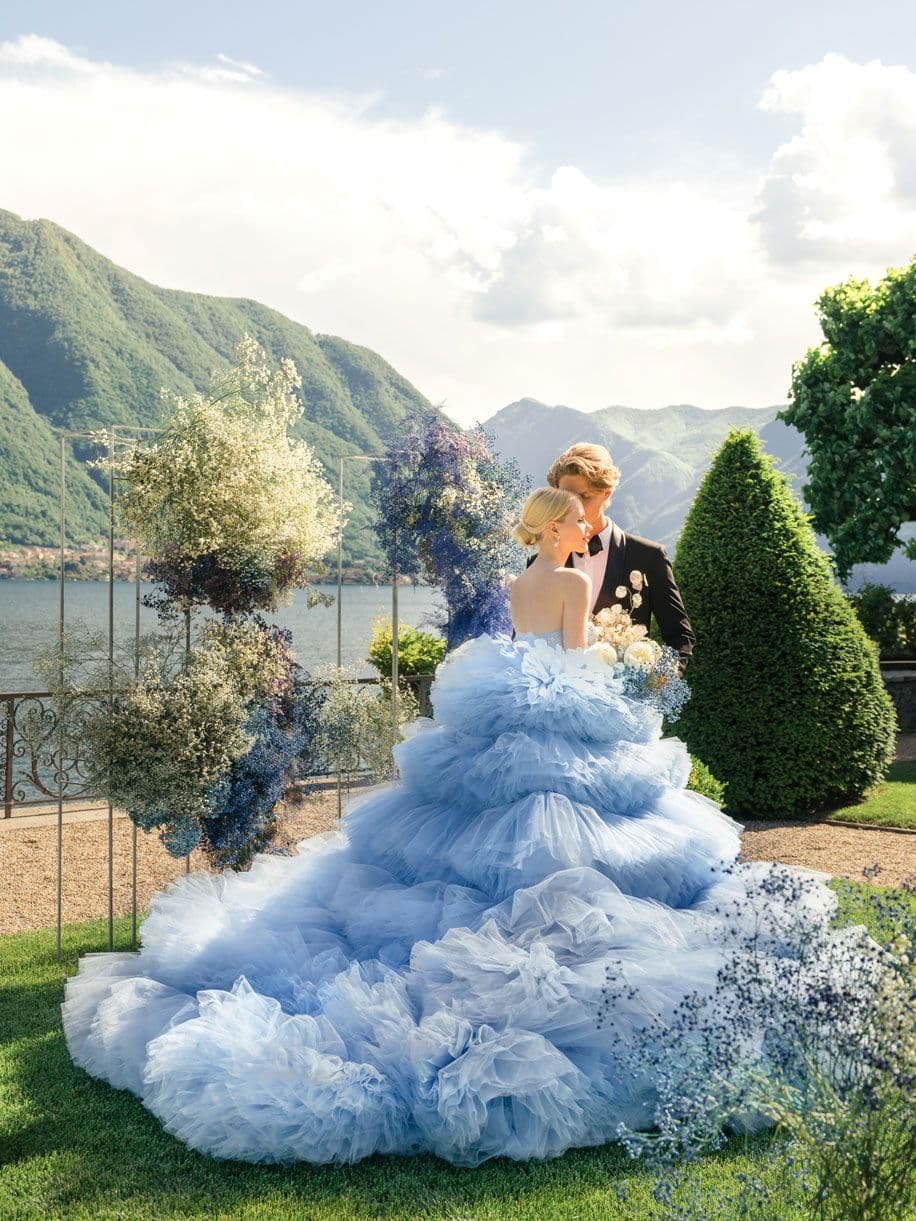 Light Blue Lake Como wedding photographer
