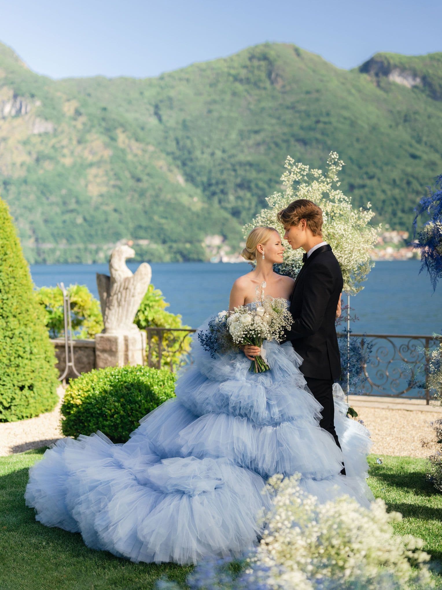 Light Blue Lake Como wedding photographer