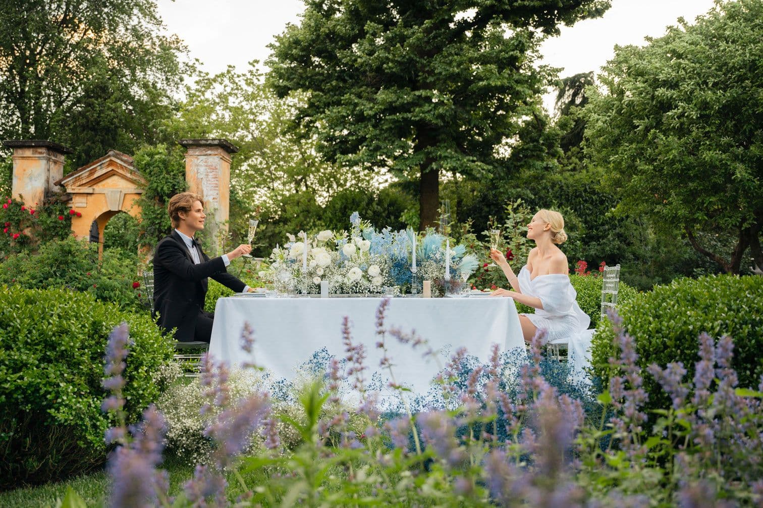 Light Blue Lake Como wedding photographer